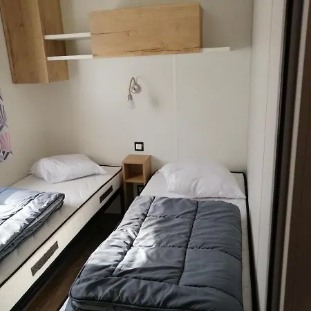 Camping * Saint-Julien-en-Born